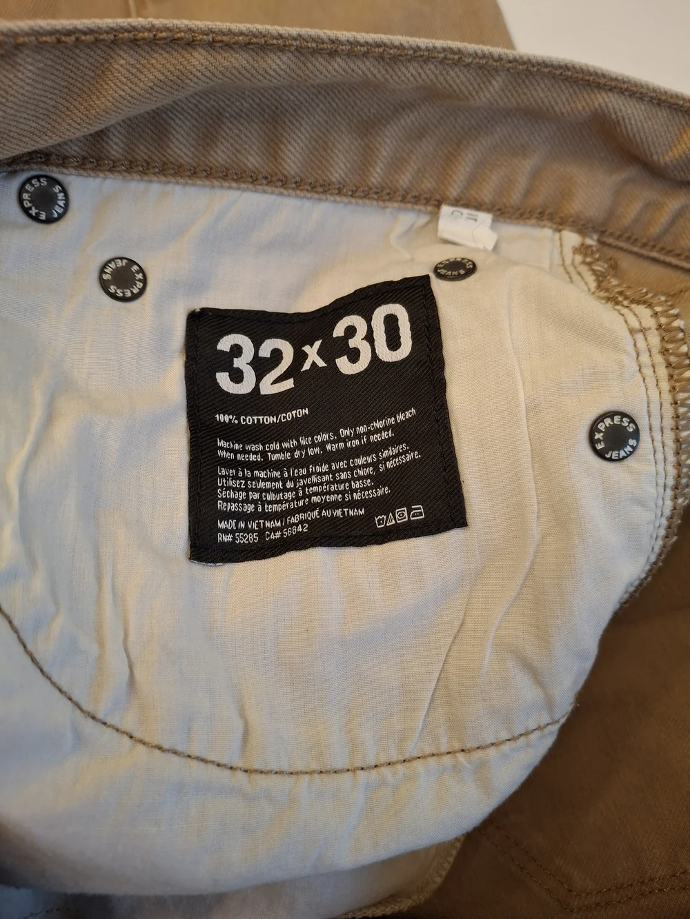 Express Men’s Slim Straight Jeans in Khaki 32x30